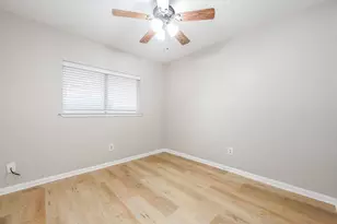 16923 Enchanted Cir W, Sugar Land, TX 77498 - Photo 13