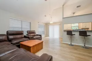 16923 Enchanted Cir W, Sugar Land, TX 77498 - Photo 7