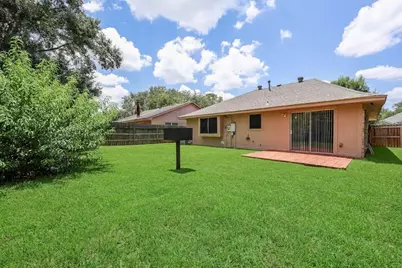16923 Enchanted Circle W, Sugar Land, TX 77498 - Photo 3