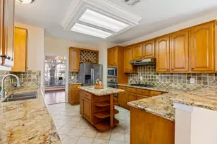 6419 Sutter Park Ln, Houston, TX 77066 - Photo 7