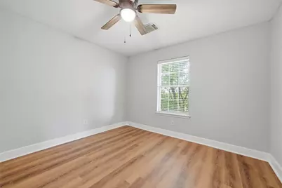 1613 Palcio Real Drive, Houston, TX 77047 - Photo 31