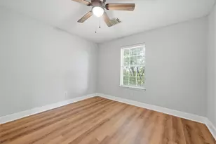 1613 Palcio Real Dr, Houston, TX 77047 - Photo 31