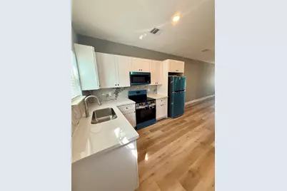 612 E Houston Avenue #2, Pasadena, TX 77502 - Photo 7