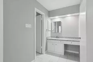 3807 Saratoga Dr, Houston, TX 77088 - Photo 17