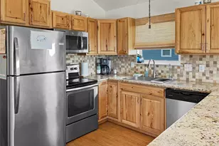 753 Bluewater Hwy, Surfside Beach, TX 77541 - Photo 3