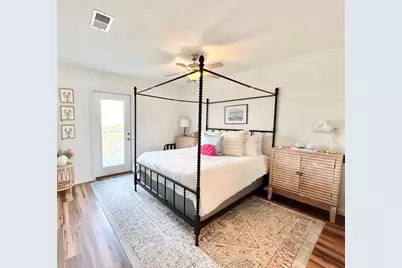 753 Bluewater Highway, Surfside Beach, TX 77541 - Photo 19
