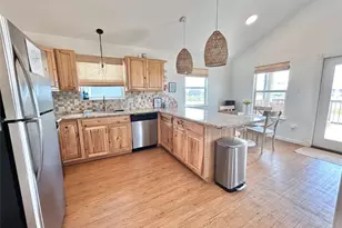 753 Bluewater Hwy, Surfside Beach, TX 77541 - Photo 11