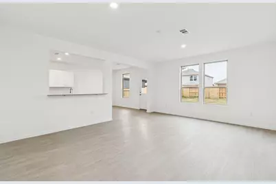 16148 Sepia Manor Street, Conroe, TX 77302 - Photo 5