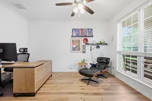 22 Picasso Path Pl, The Woodlands, TX 77382 - Photo 7