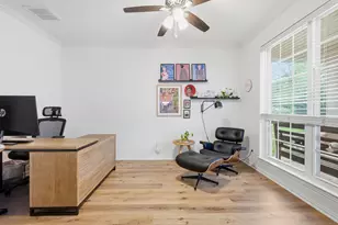 22 Picasso Path Pl, The Woodlands, TX 77382 - Photo 7