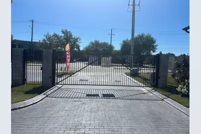 8919 Grovner Place, Houston, TX 77055 - Photo 13