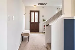 7335 Liberty Ridge Ln, Houston, TX 77049 - Photo 9