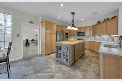 205 Purple Slate Place, The Woodlands, TX 77381 - Photo 13