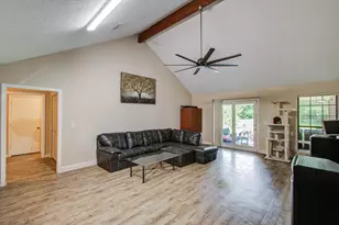 2915 Quailwood St, Houston, TX 77014 - Photo 7