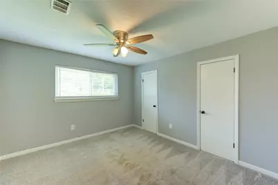 1226 Avenue H, Danbury, TX 77534 - Photo 17