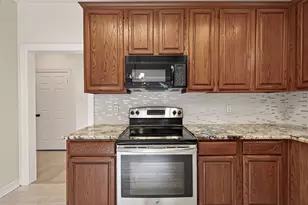 14139 Swallowfield Dr, Houston, TX 77077 - Photo 19