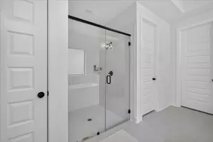 2226 Sereno Shrs Dr, Texas City, TX 77568 - Photo 29