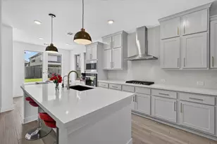 2226 Sereno Shrs Dr, Texas City, TX 77568 - Photo 15