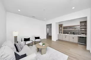 605 W Clay St, Houston, TX 77019 - Photo 37