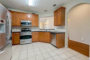 8923 Willow Wind Ln, Houston, TX 77083 - Photo 13