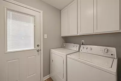14737 Perthshire Road, Houston, TX 77079 - Photo 11