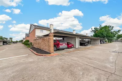 14737 Perthshire Road, Houston, TX 77079 - Photo 21