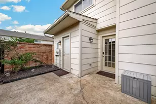 14737 Perthshire Rd, Houston, TX 77079 - Photo 21