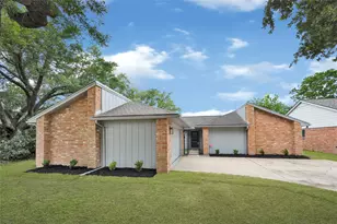 2303 Strait Ln, Houston, TX 77084 - Photo 3