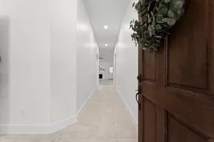 135 S Holly Laurel Cir, The Woodlands, TX 77382 - Photo 5