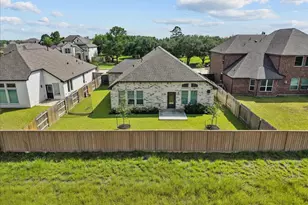 4907 Autumn Hls Trl, Pearland, TX 77584 - Photo 31
