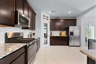 4907 Autumn Hills Trail, Pearland, TX 77584 - Photo 9