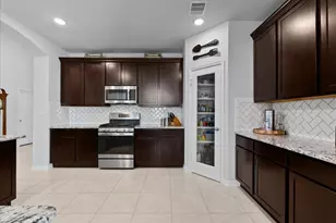 4907 Autumn Hls Trl, Pearland, TX 77584 - Photo 11