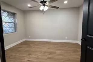 674 Meadowgreen Dr, Port Neches, TX 77651 - Photo 25