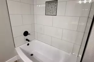 674 Meadowgreen Dr, Port Neches, TX 77651 - Photo 31