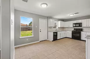 22034 Willow Shade Ln, Tomball, TX 77375 - Photo 11