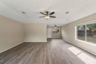 21018 Verdecove Lane, Spring, TX 77388 - Photo 5