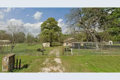 18357 Pickering Rd, Conroe, TX 77302 - Photo 1