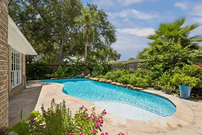6407 Avenel Drive, Pasadena, TX 77505 - Photo 31