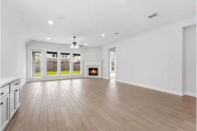 12318 Palmetto Drive, Mont Belvieu, TX 77523 - Photo 11