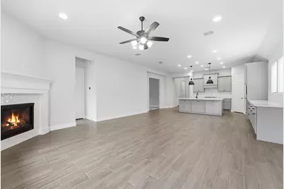 12318 Palmetto Drive, Mont Belvieu, TX 77523 - Photo 13