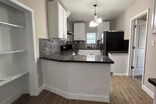 4106 Darby St, Bacliff, TX 77518 - Photo 3