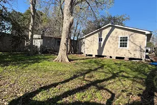 4106 Darby St, Bacliff, TX 77518 - Photo 11