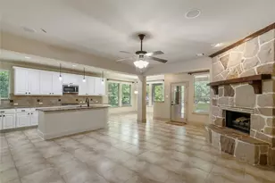 6 Sheephorn Ct, The Woodlands, TX 77354 - Photo 9