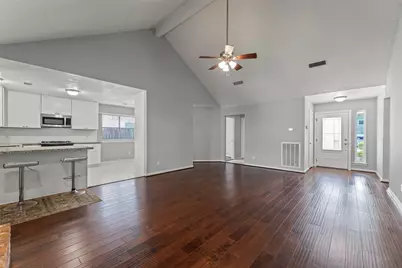 1019 Sugar Mountain Court, Sugar Land, TX 77498 - Photo 5