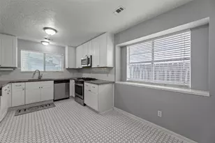 1019 Sugar Mountain Ct, Sugar Land, TX 77498 - Photo 9