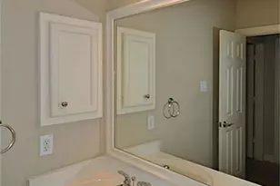 6215 Sutherland Square, Houston, TX 77081 - Photo 5
