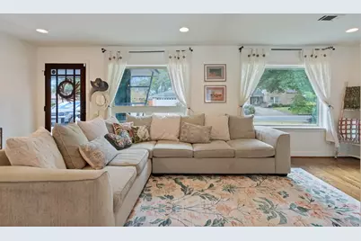 1119 W 30th Street, Houston, TX 77018 - Photo 5