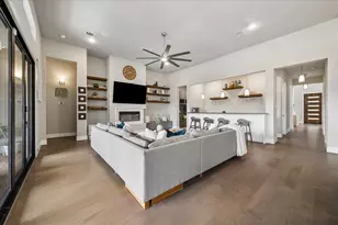 1335 Du Barry Ln, Houston, TX 77018 - Photo 7