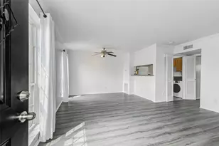 6402 Del Monte Dr, Houston, TX 77057 - Photo 5