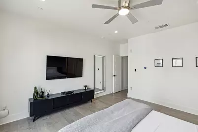 422 W 9th Street #106, Dallas, TX 75208 - Photo 19